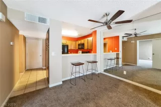 Photo #5: 2147998 Listing 