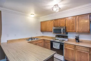 Photo #3: 2148055 Listing