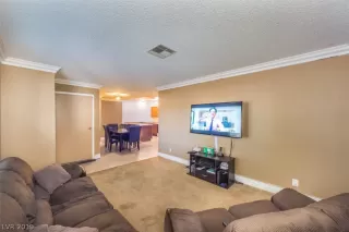 Photo #5: 2148055 Listing