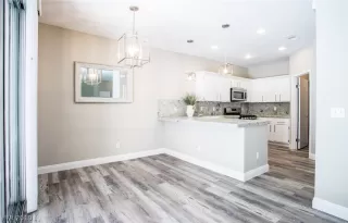 Photo #1: 2148085 Listing