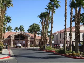 Photo #1: 2148099 Listing