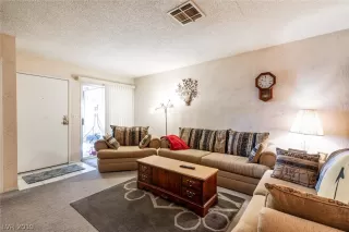 Photo #4: 2148108 Listing 