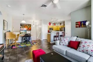 Photo #3: 2148163 Listing 