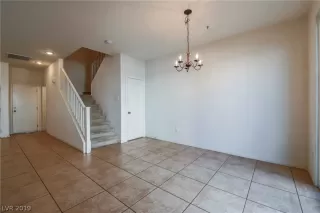 Photo #4: 2148167 Listing 