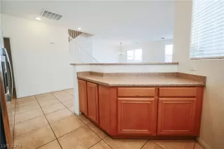 Photo #6: 2148167 Listing 