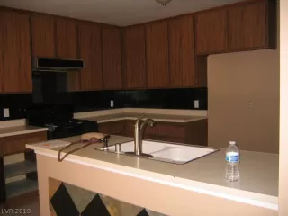 Photo #4: 2148177 Listing 