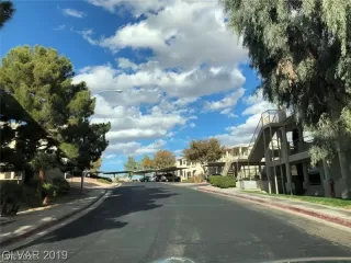 Photo #4: 2148237 Listing