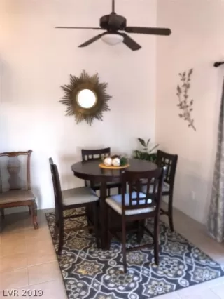 Photo #4: 2148261 Listing