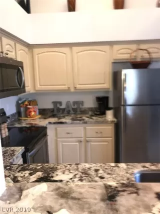 Photo #6: 2148261 Listing