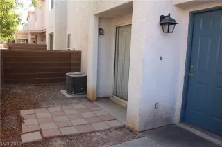 Photo #1: 2148273 Listing 