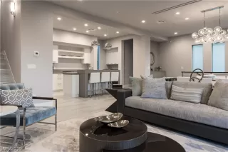 Photo #2: 2148290 Listing 