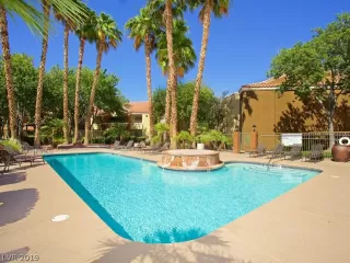 Photo #2: 2148332 Listing 