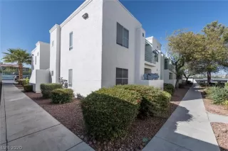 Photo #1: 2148338 Listing