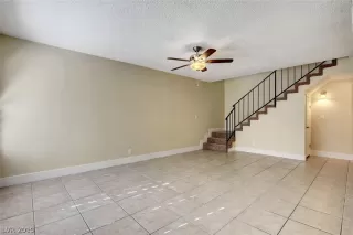 Photo #6: 2148395 Listing