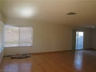 Photo #4: 2148435 Listing 