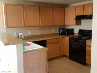 Photo #1: 2148439 Listing