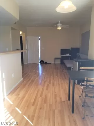 Photo #6: 2148439 Listing