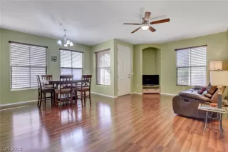 Photo #2: 2148454 Listing 