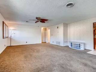 Photo #3: 2148481 Listing 