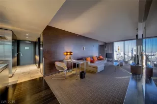 Photo #2: 2148507 Listing 