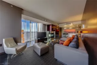 Photo #5: 2148507 Listing 