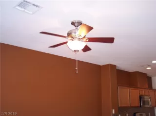 Photo #5: 2148529 Listing