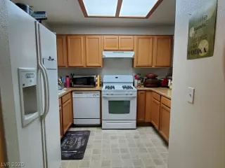 Photo #1: 2148582 Listing 