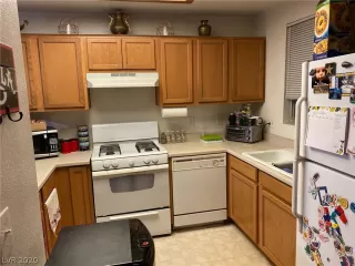 Photo #1: 2148583 Listing 