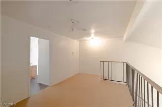 Photo #6: 2148642 Listing