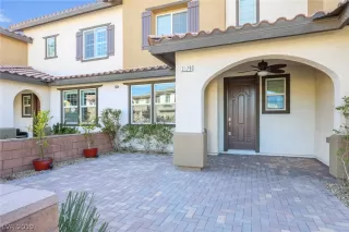 Photo #1: 2148686 Listing 