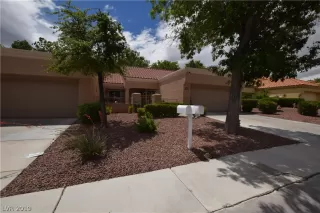 Photo #2: 2148694 Listing