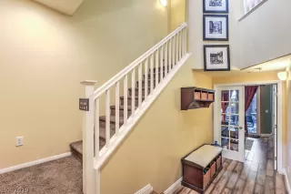 Photo #4: 2148702 Listing