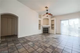 Photo #5: 2148751 Listing 