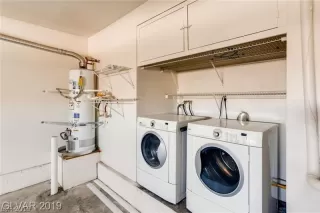 Photo #4: 2148786 Listing 