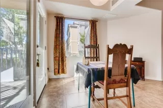 Photo #1: 2148824 Listing