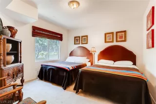 Photo #3: 2148824 Listing