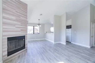 Photo #2: 2148828 Listing 