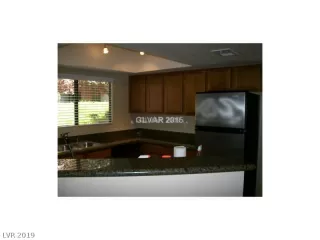 Photo #2: 2148831 Listing 