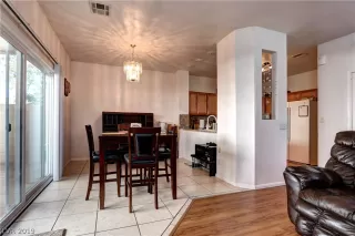 Photo #6: 2148850 Listing 