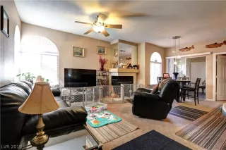 Photo #2: 2148876 Listing