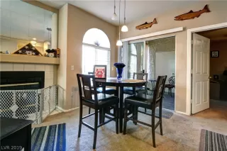 Photo #5: 2148876 Listing