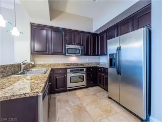 Photo #3: 2148899 Listing 
