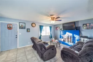 Photo #2: 2148922 Listing 