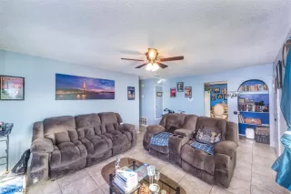 Photo #3: 2148922 Listing 