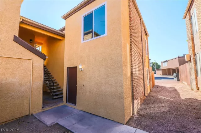 MLS: 2148931 Condo For Sale
