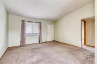 Photo #1: 2148939 Listing