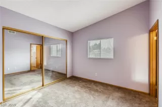 Photo #4: 2148939 Listing