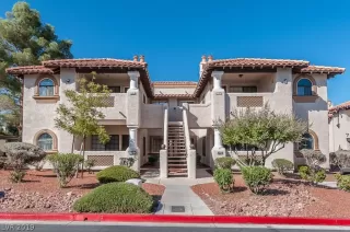 Photo #1: 2148960 Listing 