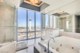 Photo #4: 2149020 Listing 