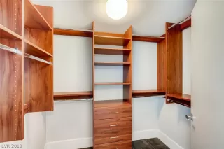 Photo #5: 2149020 Listing 